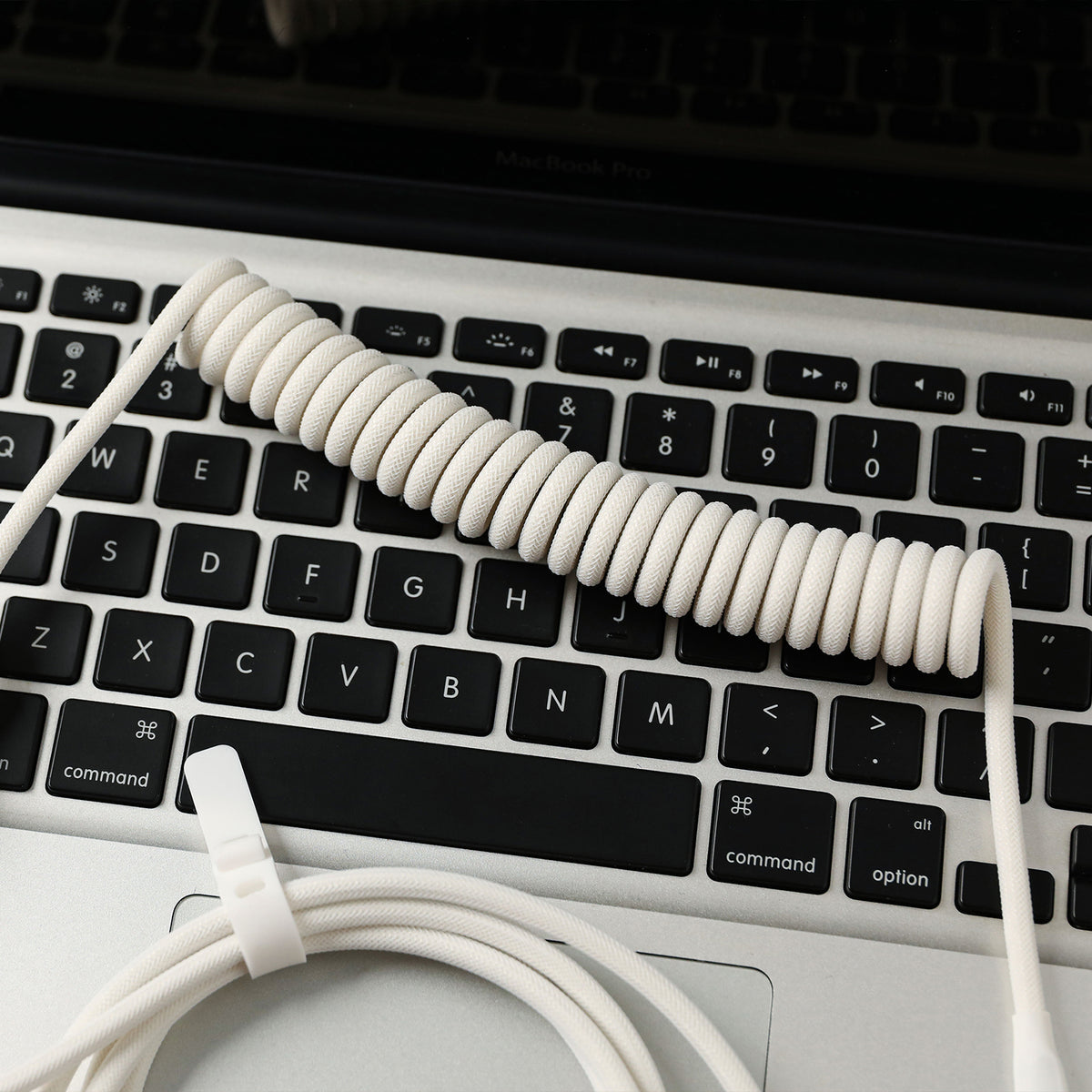 Black EPOMAKER MIX Cable V2 showing its coil and aviator connector